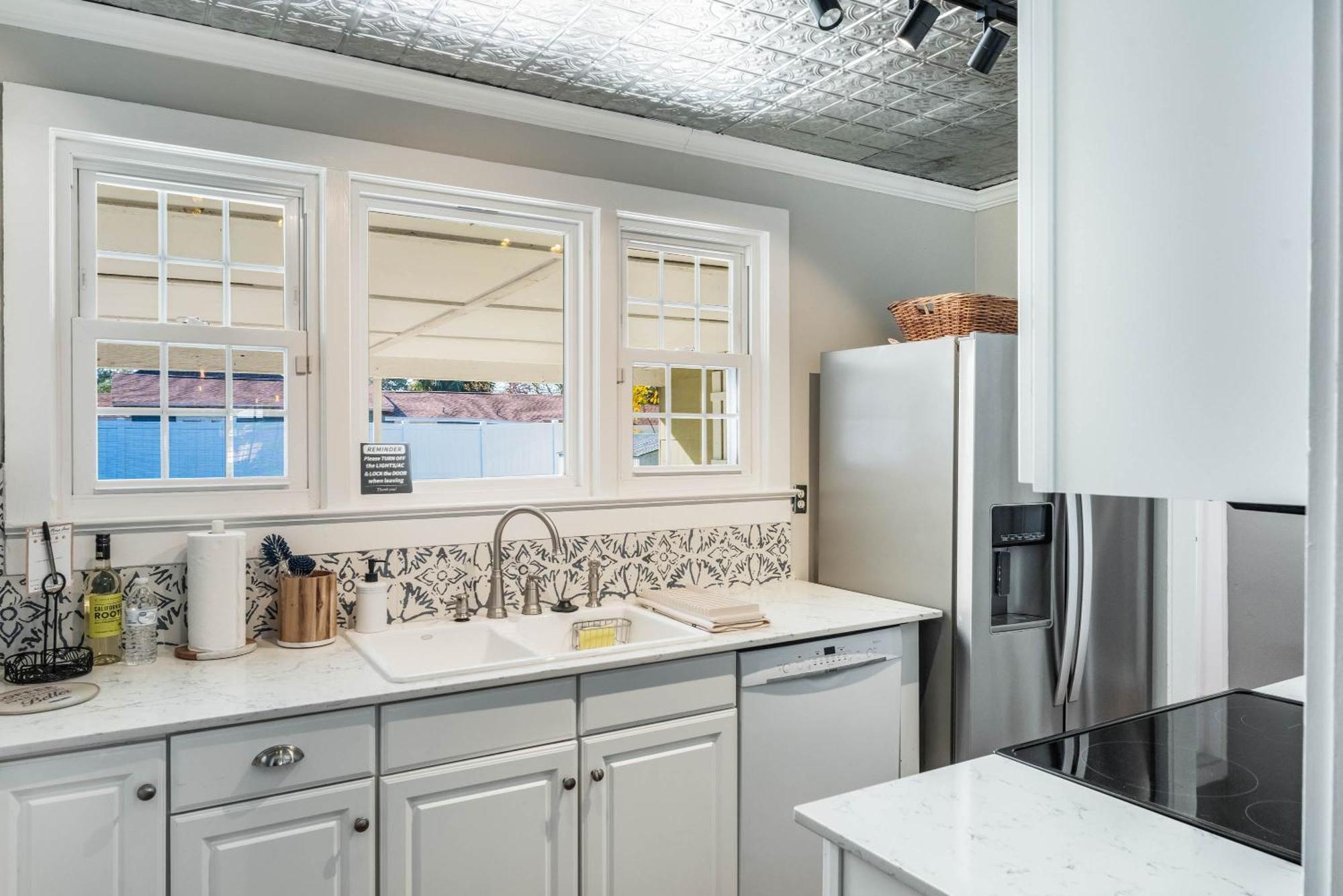 Sanford'S Haven, 3 Bedroom, Sleeps 7 Exteriér fotografie